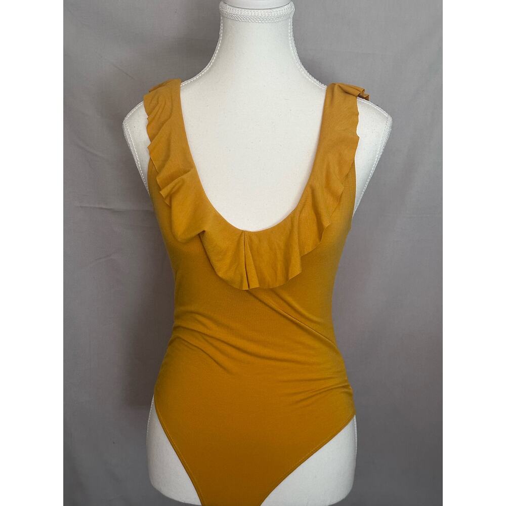 Forever 21 Women’s Gold Frill Collar Bodysuit - size S